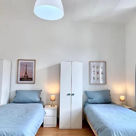 Bege Momentum Lejlighed